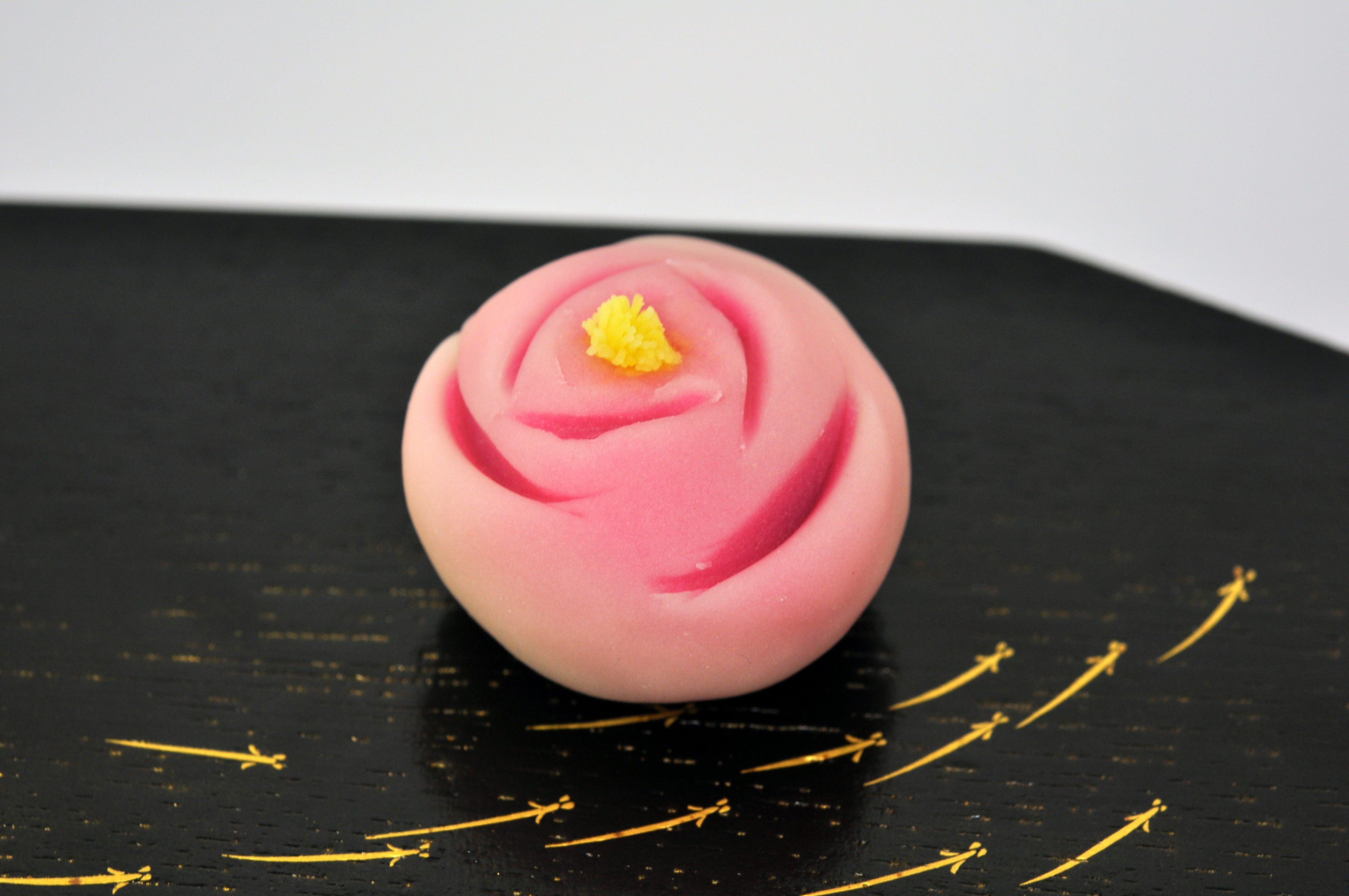 716)薔薇（ばら） | オンラインショッピング | 鎌倉の味 鳩サブレー 豊島屋
