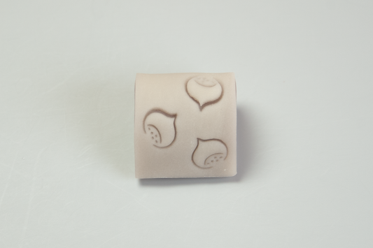 栗拾い（くりひろい）