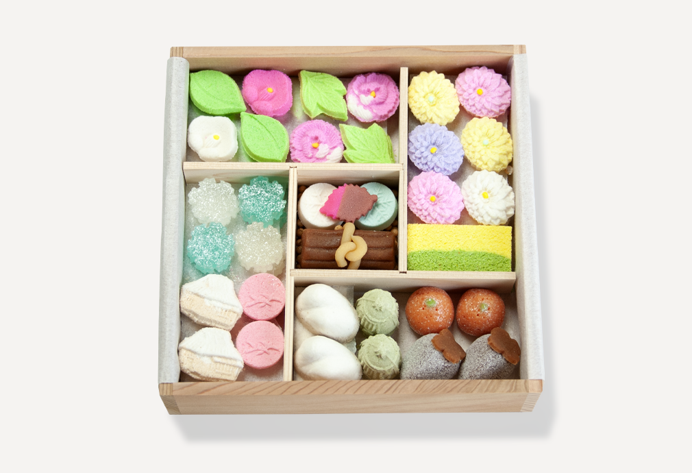 お干菓子『初冬』（杉折）